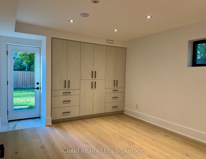 Photo 28 at 201 Troy Street, Mineola, Mississauga