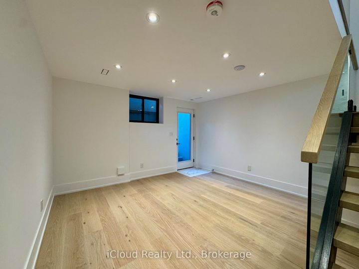 Photo 33 at 201 Troy Street, Mineola, Mississauga