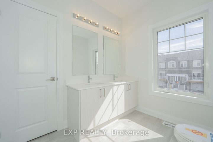 Photo 43 at 114 Seguin Street, Oak Ridges, Richmond Hill