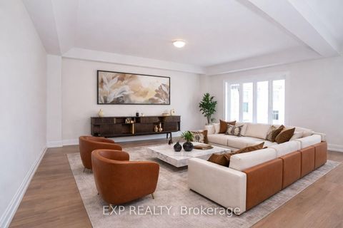 Photo 3 at 114 Seguin Street, Oak Ridges, Richmond Hill