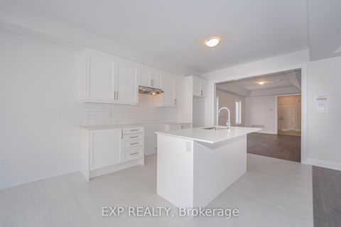 Photo 10 at 114 Seguin Street, Oak Ridges, Richmond Hill