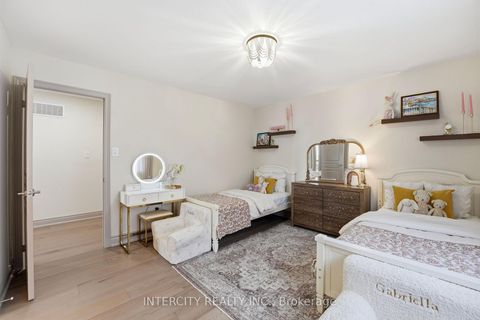 Photo 22 at 568 Grand Trunk Avenue, Patterson, Vaughan