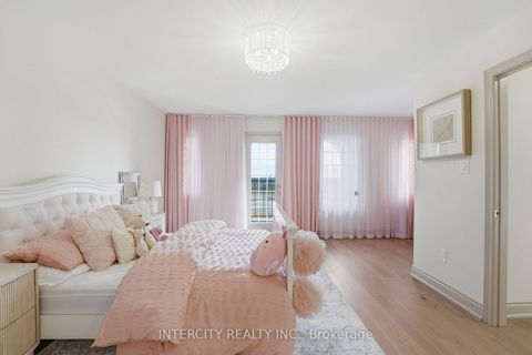 Photo 26 at 568 Grand Trunk Avenue, Patterson, Vaughan