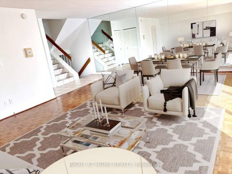 Photo 8 at 838 - 33 Harbour Square, Waterfront Communities C1, Toronto