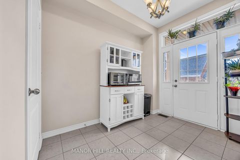 Photo 12 at 12 - 10 Porter Avenue W, West Woodbridge, Vaughan