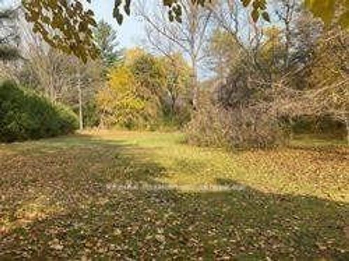 Photo 3 at 52 Proctor Avenue, Grandview, Markham