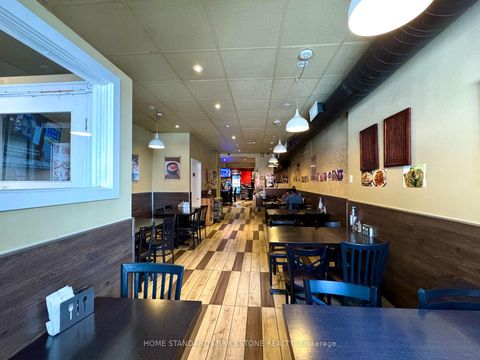 Photo 4 at 586 Bloor Street W, Annex, Toronto