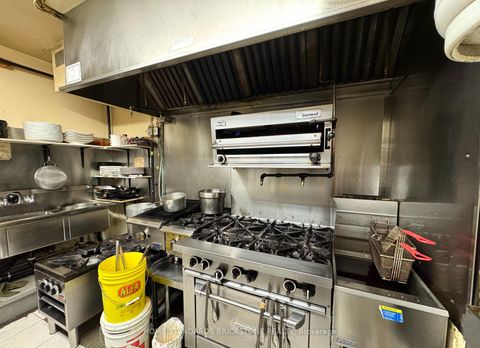 Photo 8 at 586 Bloor Street W, Annex, Toronto