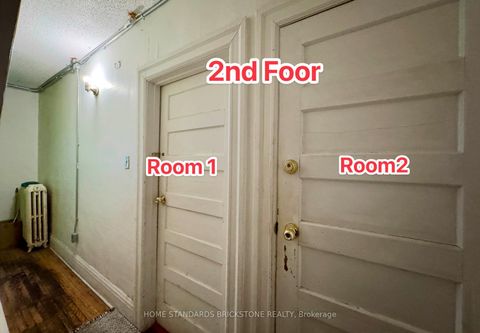 Photo 15 at 586 Bloor Street W, Annex, Toronto