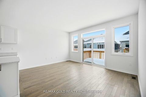 Photo 5 at 251 Wilcox Drive, Stayner, Clearview