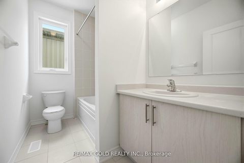 Photo 11 at 251 Wilcox Drive, Stayner, Clearview