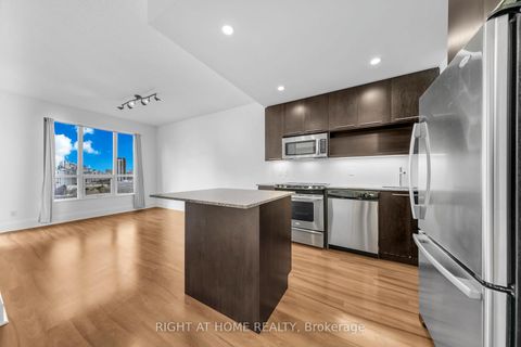 Photo 5 at 1618 - 100 Harrison Garden Boulevard, Willowdale East, Toronto