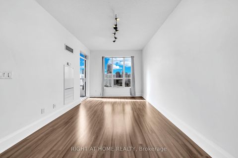 Photo 9 at 1618 - 100 Harrison Garden Boulevard, Willowdale East, Toronto