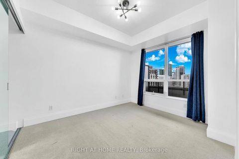 Photo 12 at 1618 - 100 Harrison Garden Boulevard, Willowdale East, Toronto