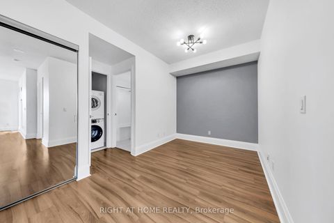 Photo 14 at 1618 - 100 Harrison Garden Boulevard, Willowdale East, Toronto