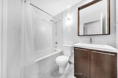 Photo 15 at 1618 - 100 Harrison Garden Boulevard, Willowdale East, Toronto