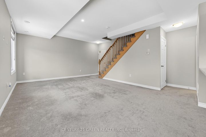 Photo 15 at 76 - 383 Dundas Street E, Waterdown, Hamilton