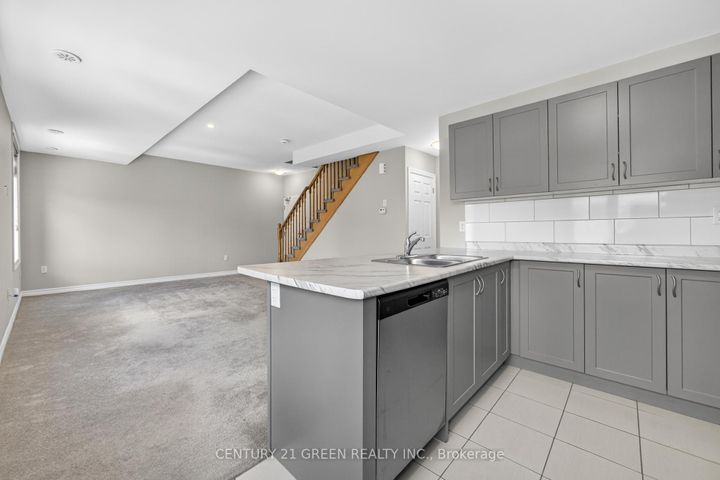 Photo 22 at 76 - 383 Dundas Street E, Waterdown, Hamilton