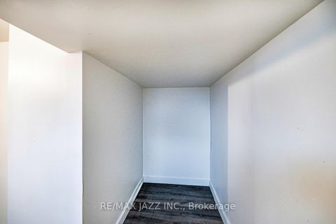 Photo 9 at 548 Front Street, Central, Oshawa