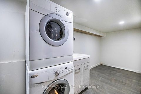 Photo 19 at 548 Front Street, Central, Oshawa