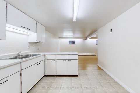 Photo 37 at 34 Yucatan Road, Pleasant View, Toronto