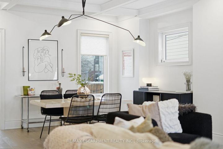 Photo 10 at 110 Kensington Avenue S, Crown Point, Hamilton