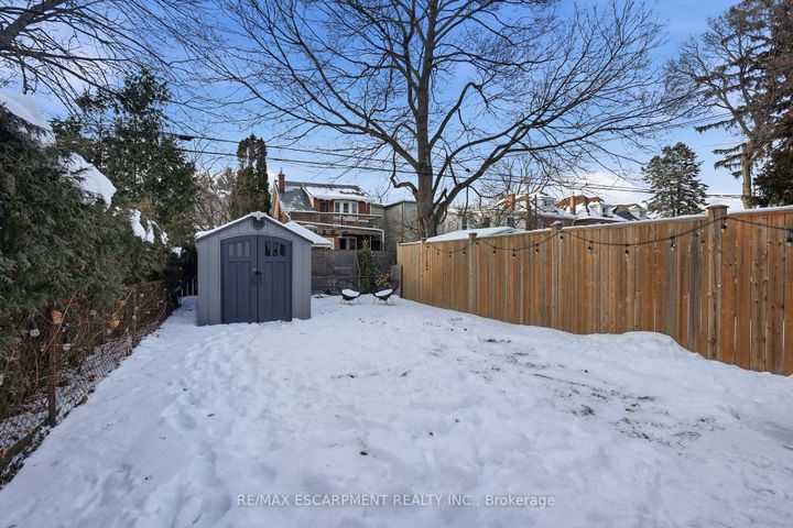 Photo 28 at 110 Kensington Avenue S, Crown Point, Hamilton