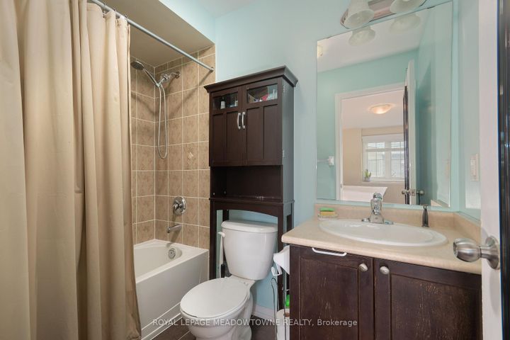 Photo 22 at 113 Cedar Lake Crescent, Bram West, Brampton