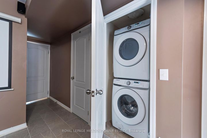 Photo 36 at 113 Cedar Lake Crescent, Bram West, Brampton