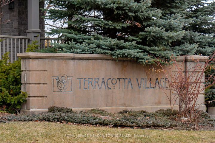 Photo 45 at 113 Cedar Lake Crescent, Bram West, Brampton