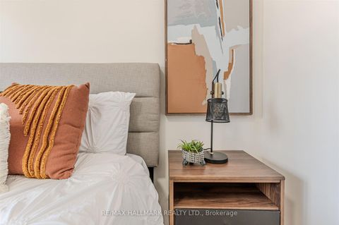 Photo 17 at 16 Burdock Lane, Don Mills, Toronto