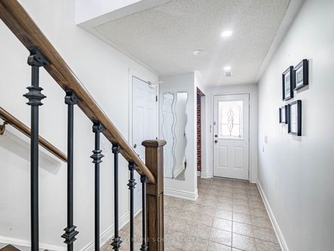 Photo 6 at 74 - 7190 Atwood Lane, Meadowvale Village, Mississauga