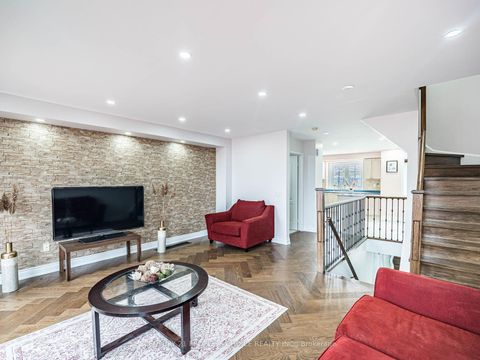 Photo 9 at 74 - 7190 Atwood Lane, Meadowvale Village, Mississauga