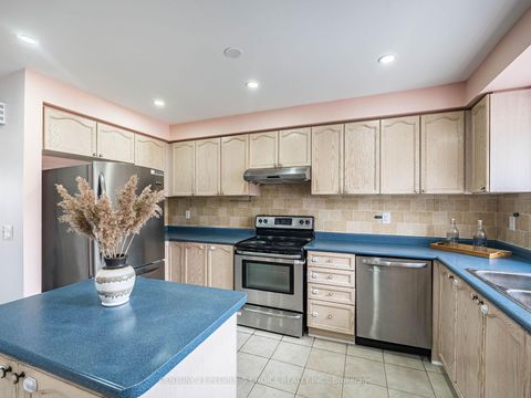 Photo 17 at 74 - 7190 Atwood Lane, Meadowvale Village, Mississauga