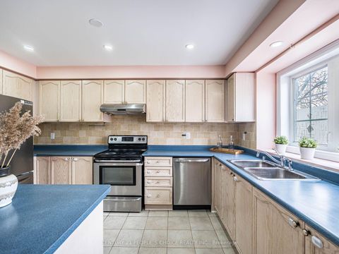 Photo 19 at 74 - 7190 Atwood Lane, Meadowvale Village, Mississauga