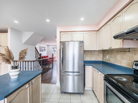 Photo 22 at 74 - 7190 Atwood Lane, Meadowvale Village, Mississauga