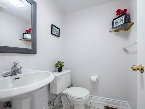 Photo 23 at 74 - 7190 Atwood Lane, Meadowvale Village, Mississauga