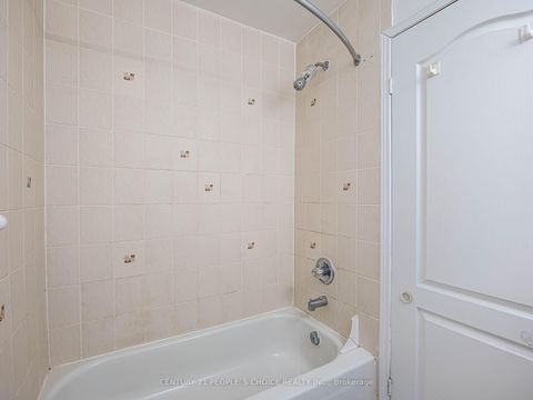 Photo 32 at 74 - 7190 Atwood Lane, Meadowvale Village, Mississauga