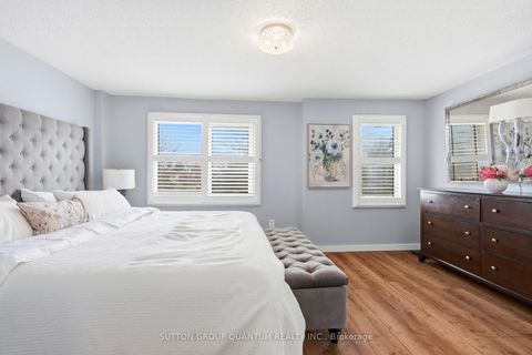 Photo 20 at 3403 Chartrand Crescent, Erin Mills, Mississauga