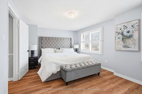 Photo 21 at 3403 Chartrand Crescent, Erin Mills, Mississauga