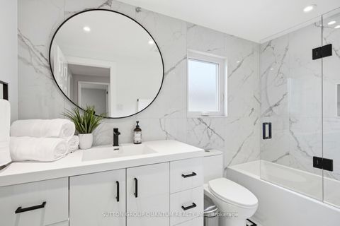 Photo 26 at 3403 Chartrand Crescent, Erin Mills, Mississauga