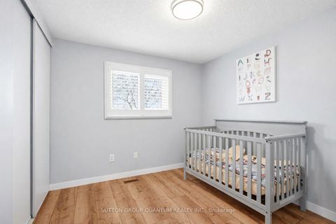 Photo 27 at 3403 Chartrand Crescent, Erin Mills, Mississauga