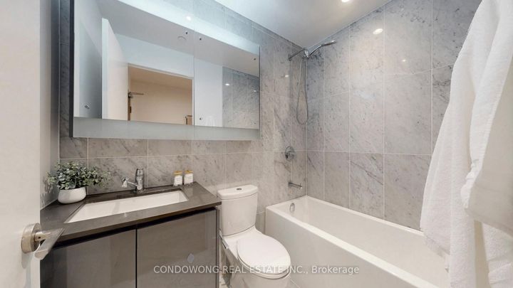 Photo 8 at 3003 - 117 McMahon Drive, Bayview Village, Toronto