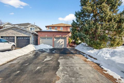 Photo 2 at 41 Ritchie Avenue, Central, Ajax