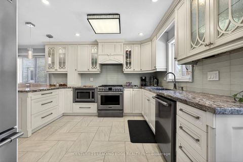 Photo 11 at 41 Ritchie Avenue, Central, Ajax