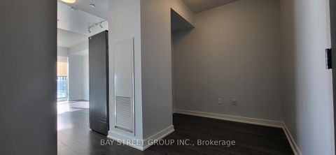 Photo 7 at 424 - 20 O'Neill Road, Don Mills, Toronto