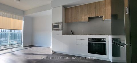 Photo 9 at 424 - 20 O'Neill Road, Don Mills, Toronto