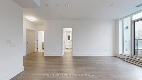 Photo 10 at 212 - 10 Inn on The Park Drive, Don Mills, Toronto