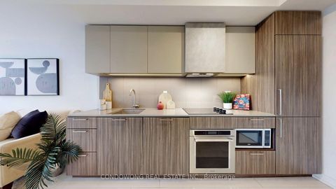 Photo 3 at 2018 - 19 Western Battery Road, Niagara, Toronto