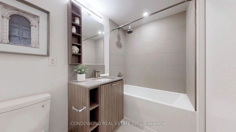 Photo 7 at 2018 - 19 Western Battery Road, Niagara, Toronto